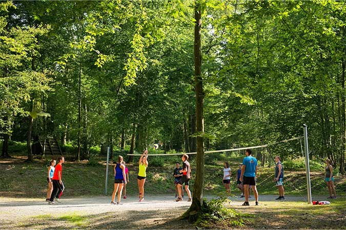 animation volley-ball dans les Ardennes